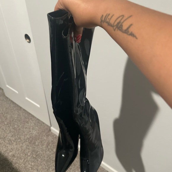 Fashion Nova Glossy Black Heeled Boots - Picture 4 of 4